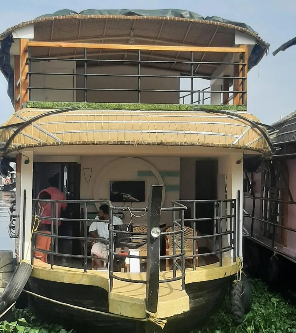 Úszó hotel Royal Houseboats Hotel Alappuzha