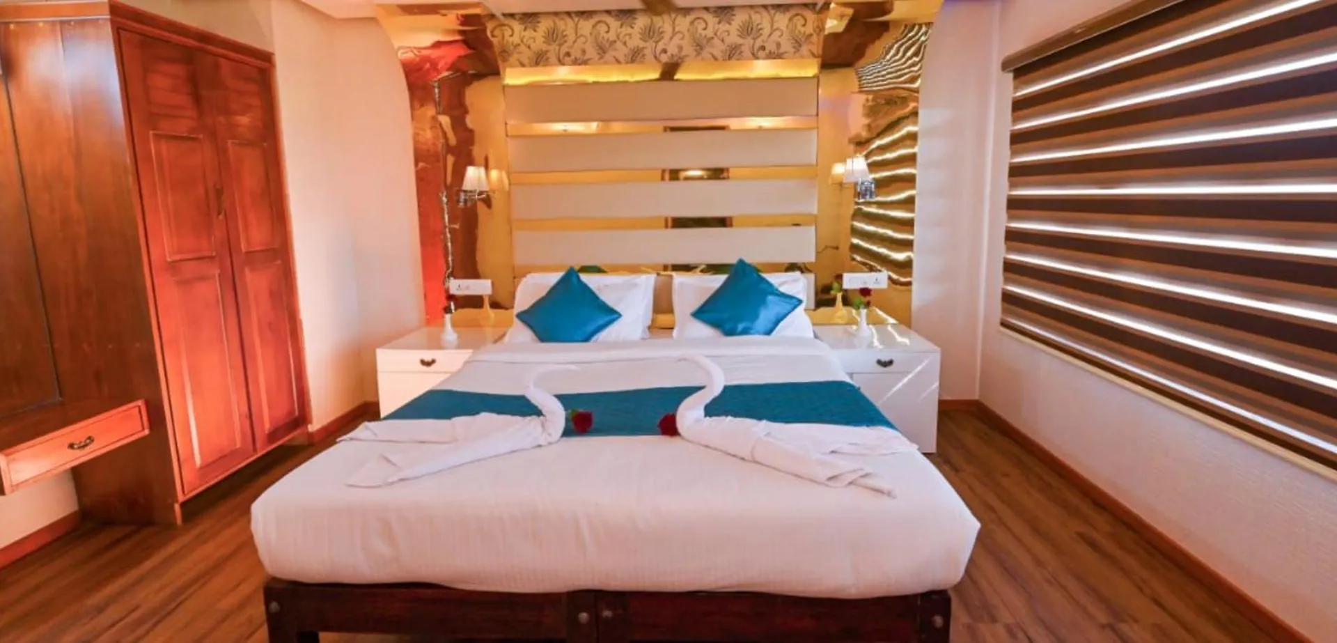 Úszó hotel Royal Houseboats Hotel Alappuzha